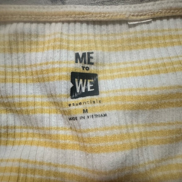 Me to We Striped Yellow and White Crop Top Size Medium - Picture 3 of 3